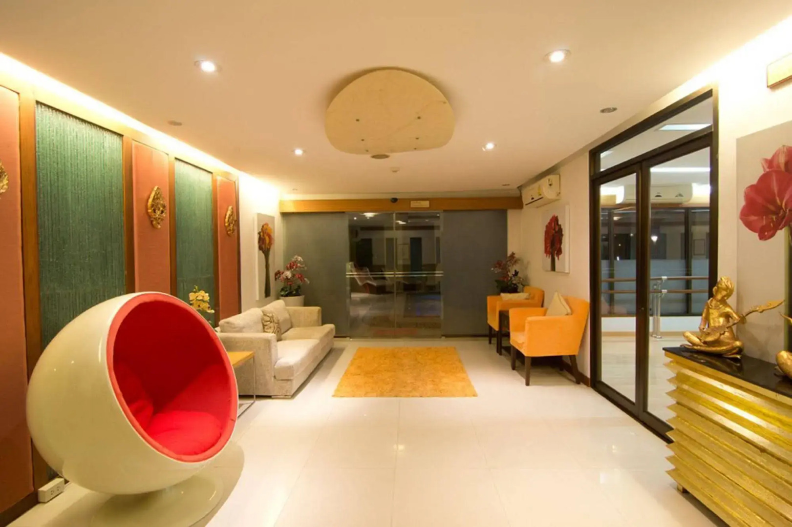 Photo - Lasalle Suites Hotel & Residence