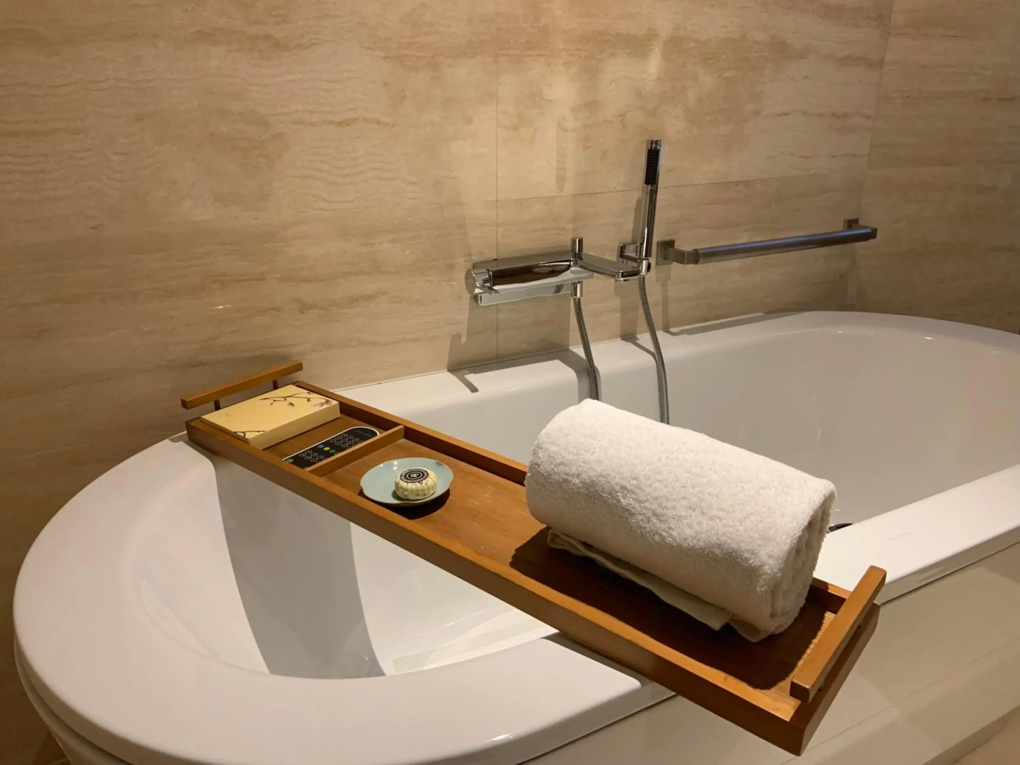 Photo - HUALUXE Shanghai Twelve at Hengshan by IHG