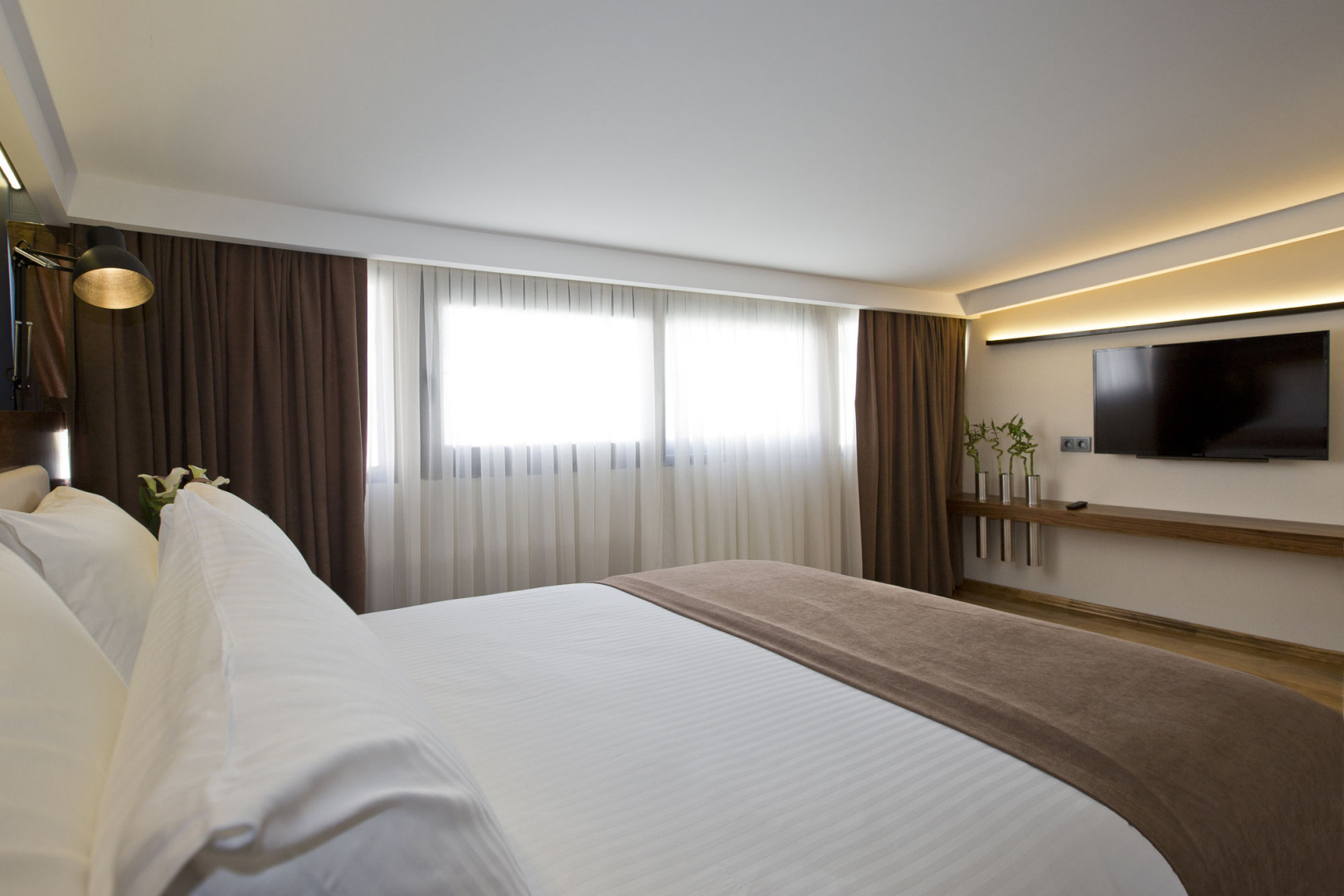 Photo - SNOG Rooms & Suites