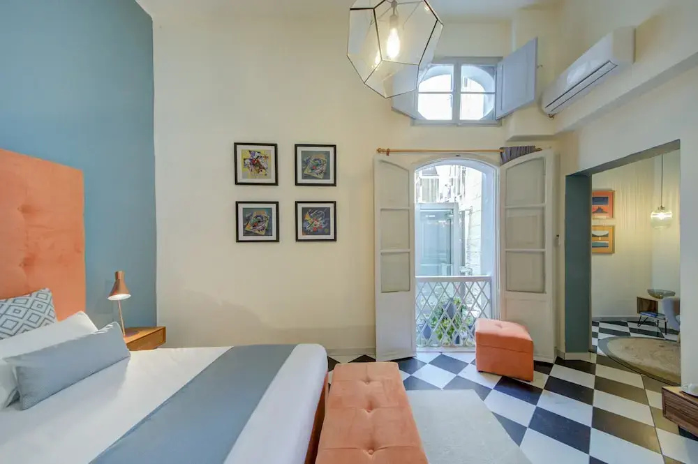 Photo - The House in Old Mint Street