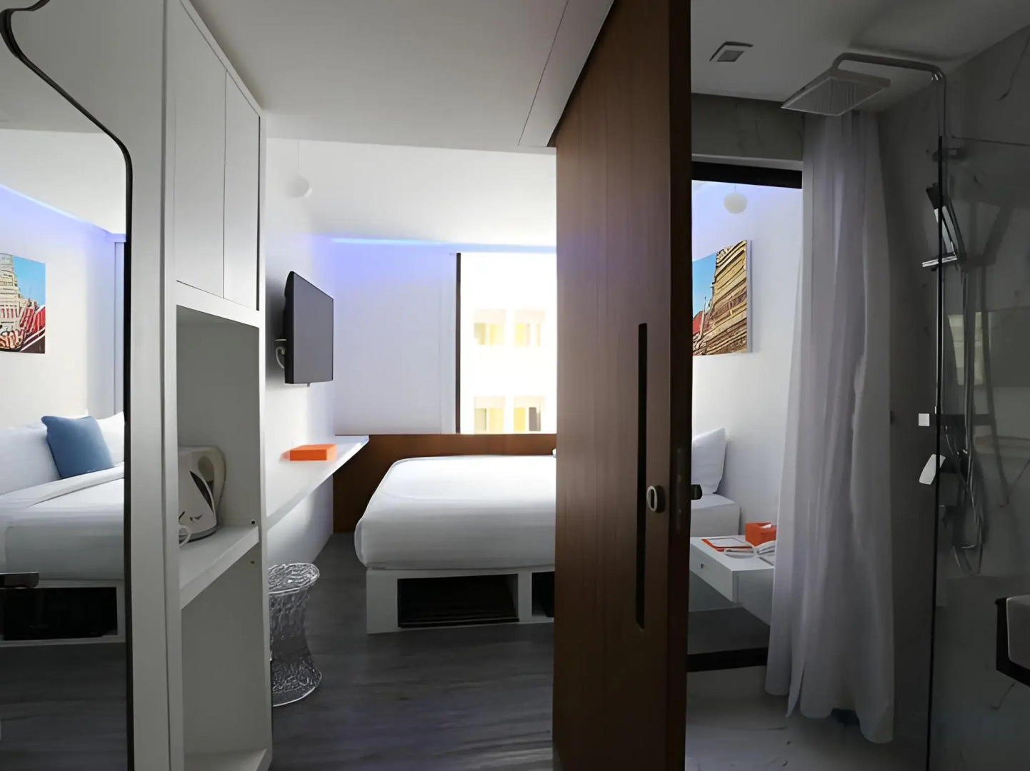 Photo - S Box Sukhumvit Hotel