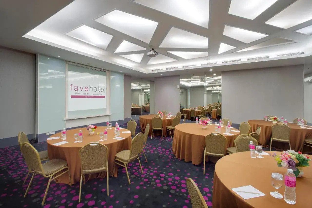 Foto - Brits Hotel Puri Indah
