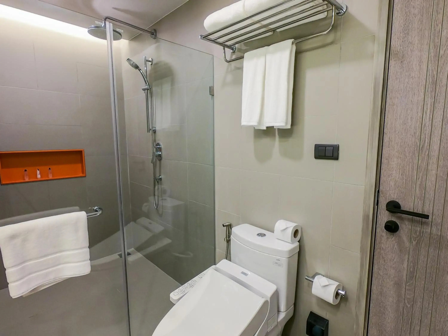Photo - Oakwood Residence Sukhumvit Thonglor Bangkok