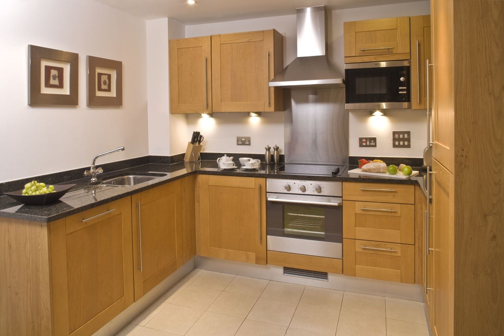 Foto - Marlin Aldgate Tower Bridge