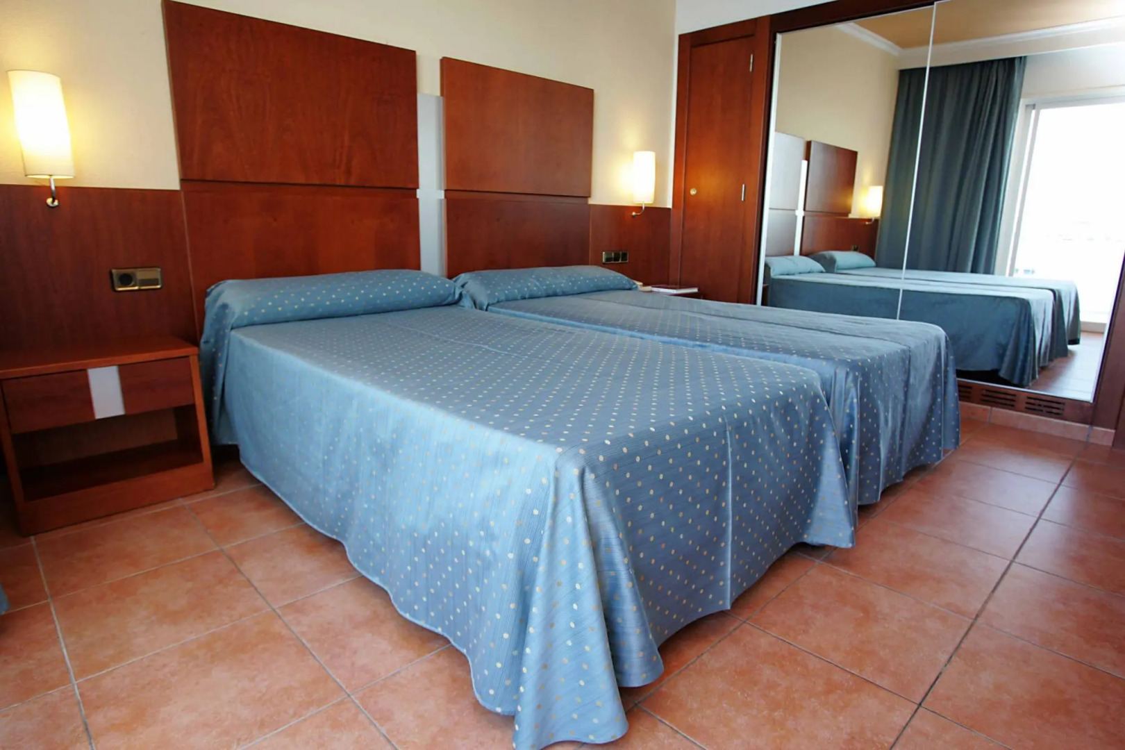 Photo - Hotel Simbad Ibiza