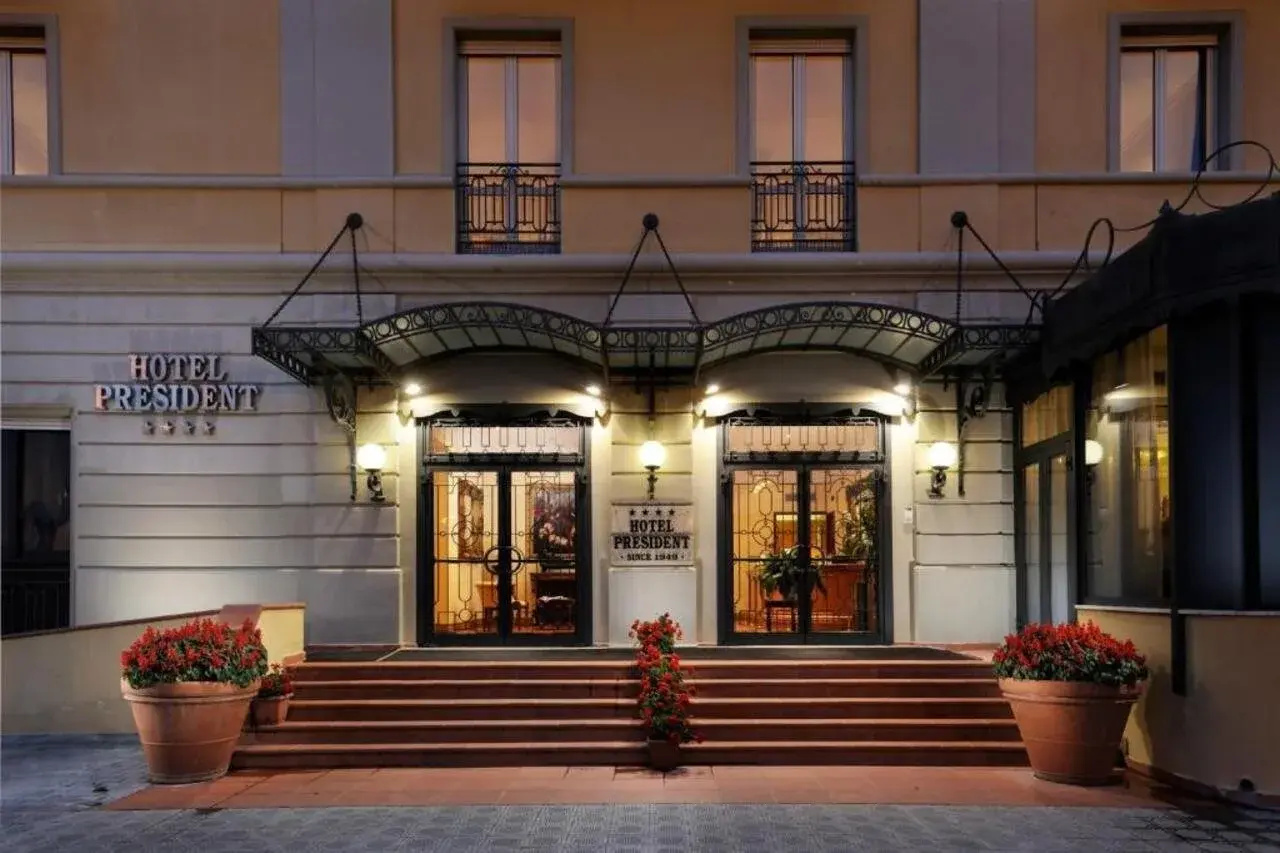 Photo - Hotel President