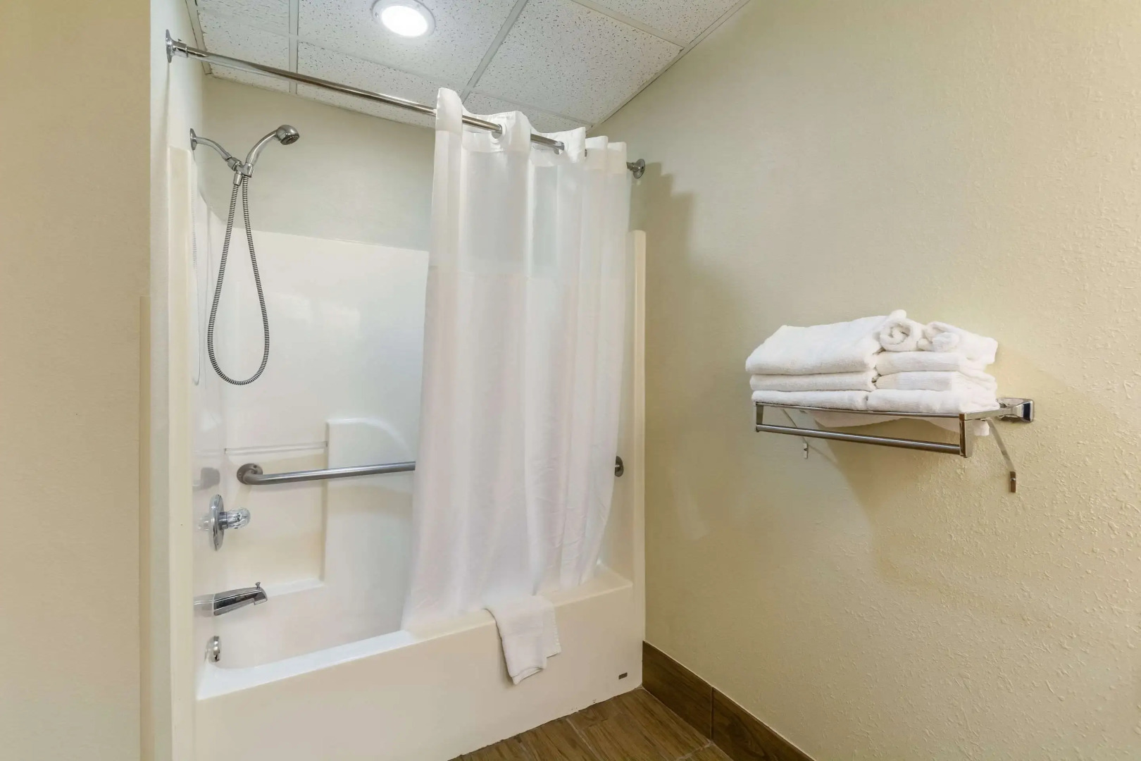 Foto - Quality Inn & Suites Southport