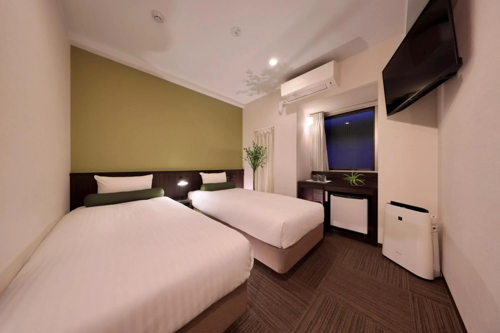 Photo - Nipponbashi Crystal Hotel