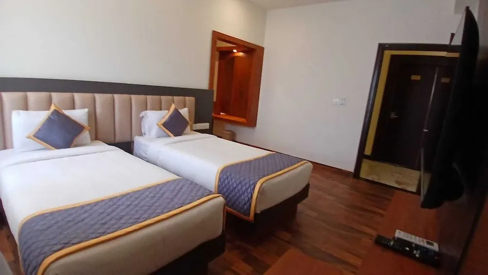 PPH Living Rajathagiri Palace Premium