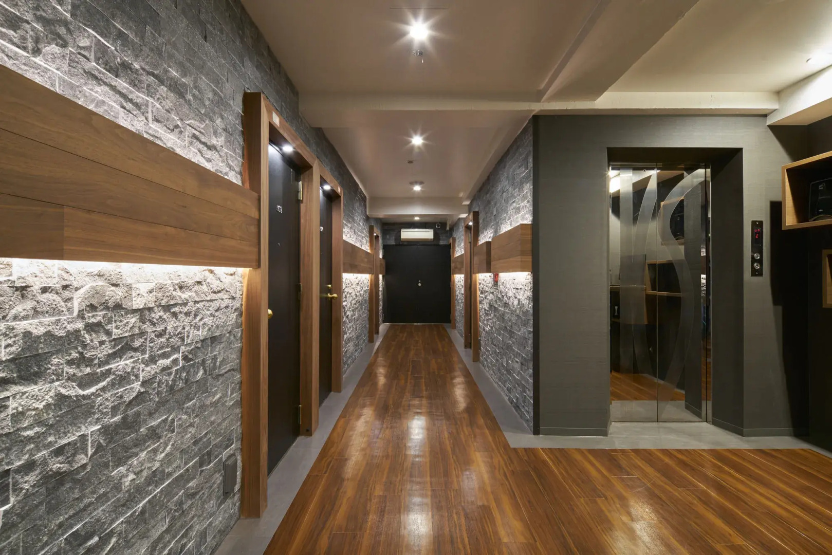 Foto - Shinjuku City Hotel N.U.T.S Tokyo