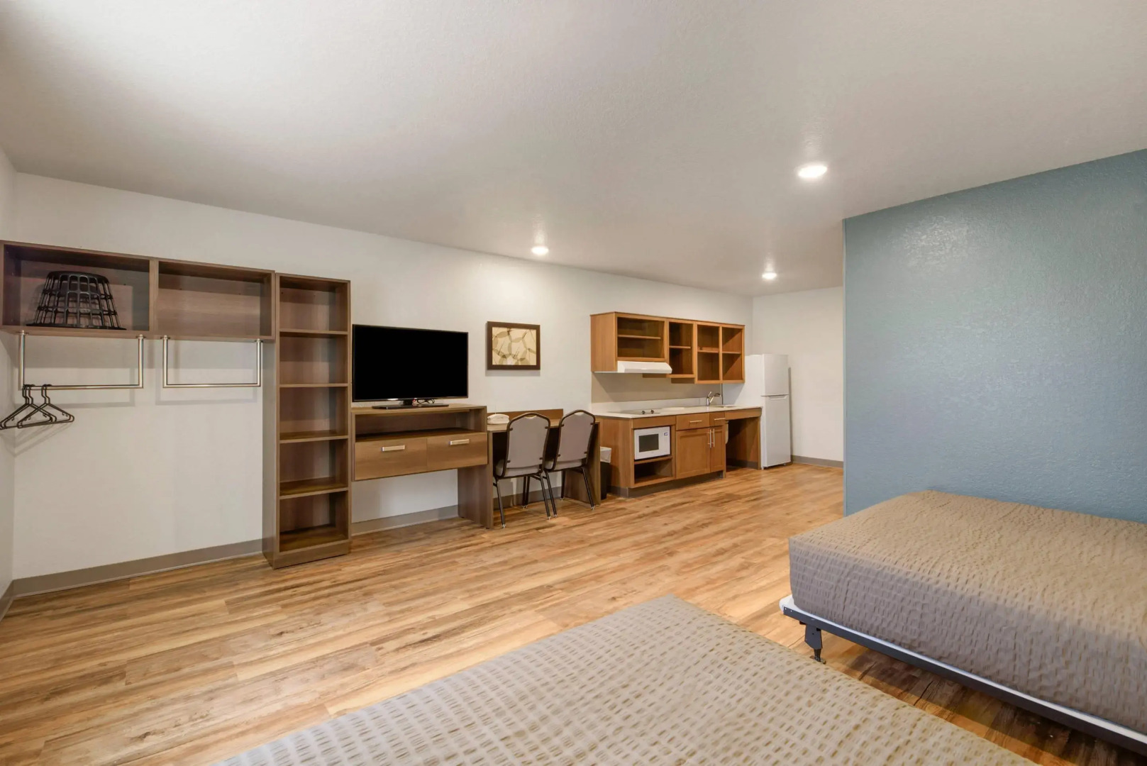 Photo - WoodSpring Suites Orlando I-4 & Convention Center