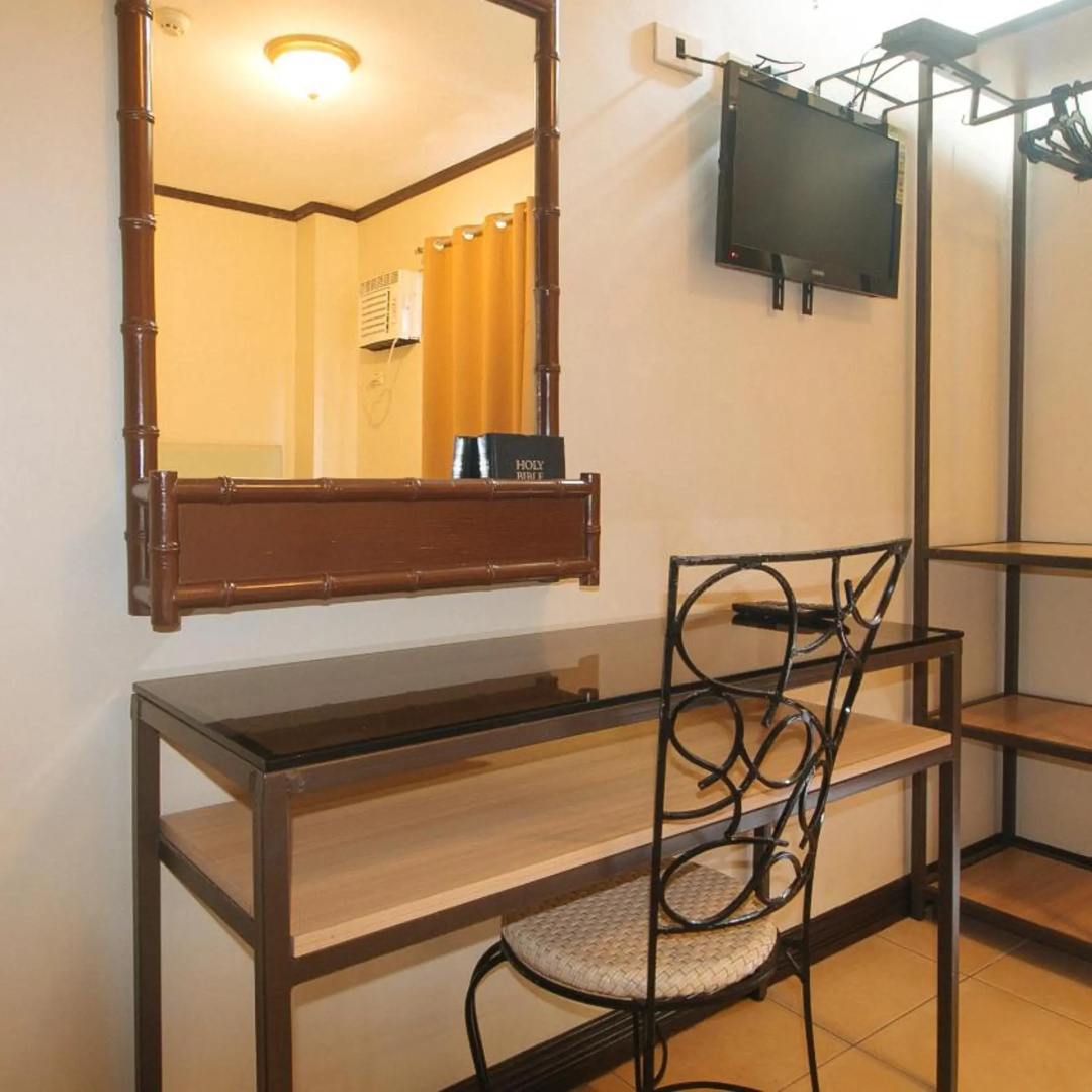 Foto - Reddoorz near Landers Superstore Cebu City