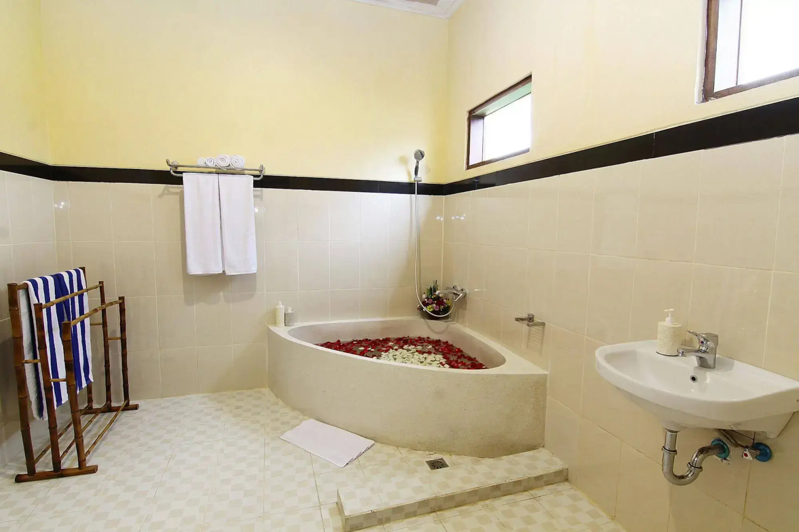 Photo - The Dewi Pererenan Villa and Suite