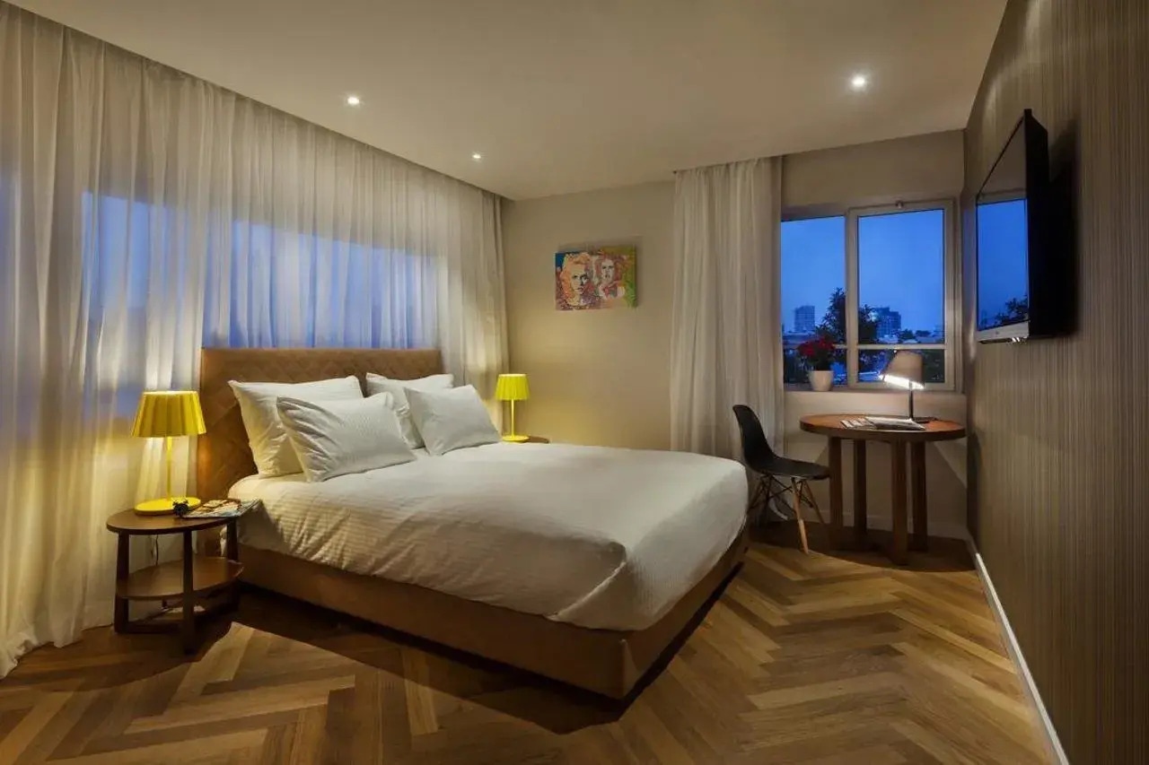 Photo - Jacob Shenkin Hotel