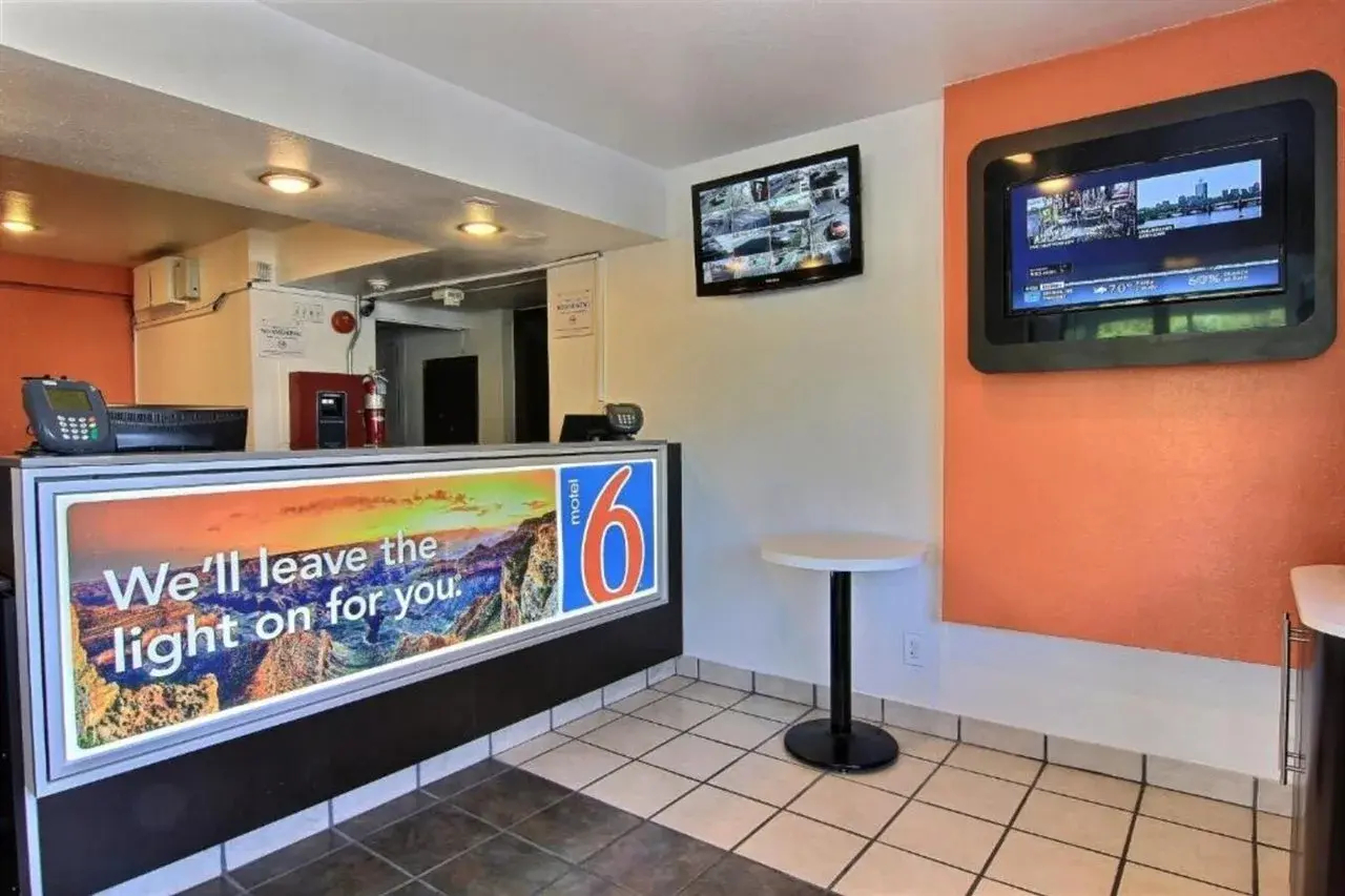Foto - Motel 6-Austin, TX - North