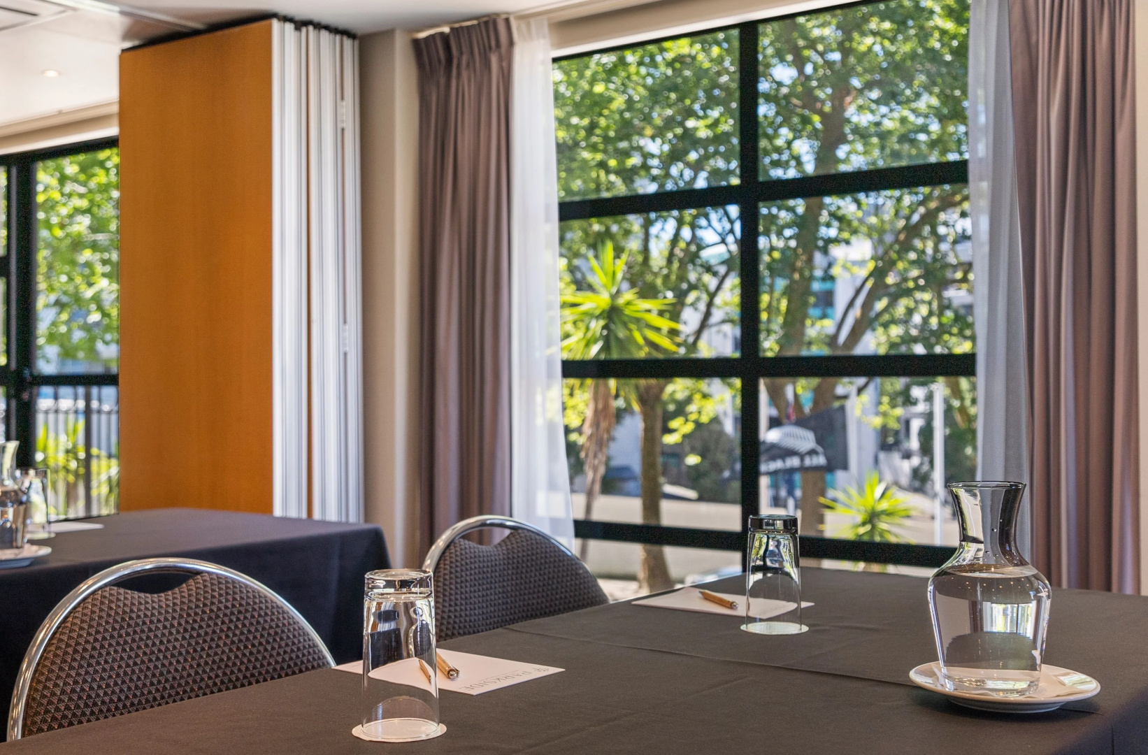 Photo - Parkside Hotel & Apartments