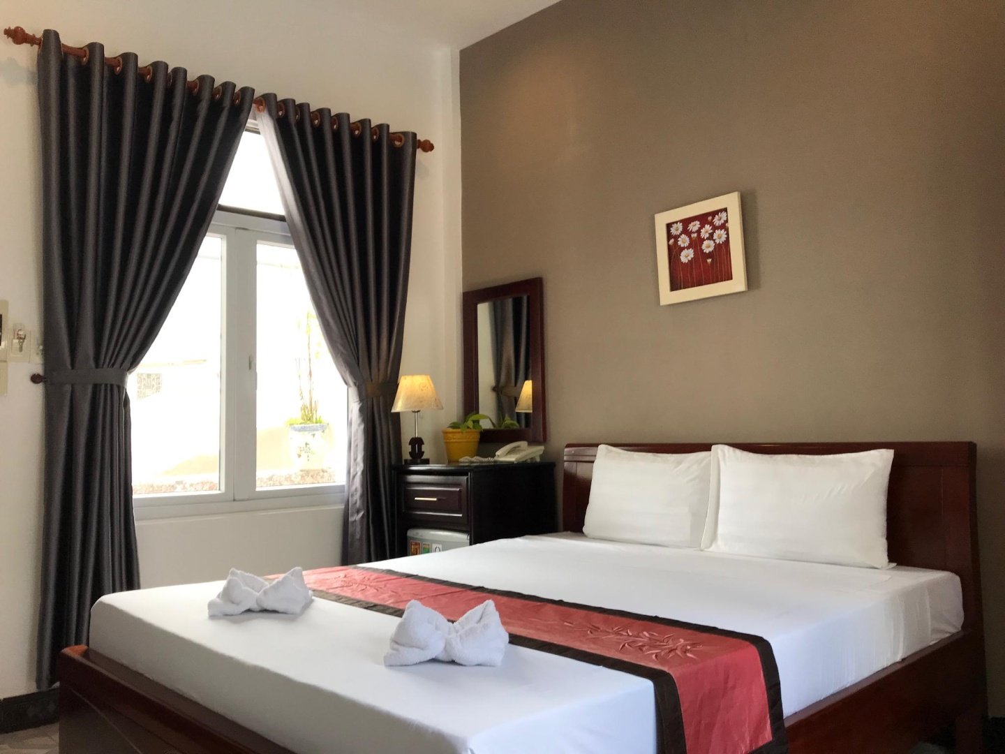 SUNNY HOTEL NHA TRANG