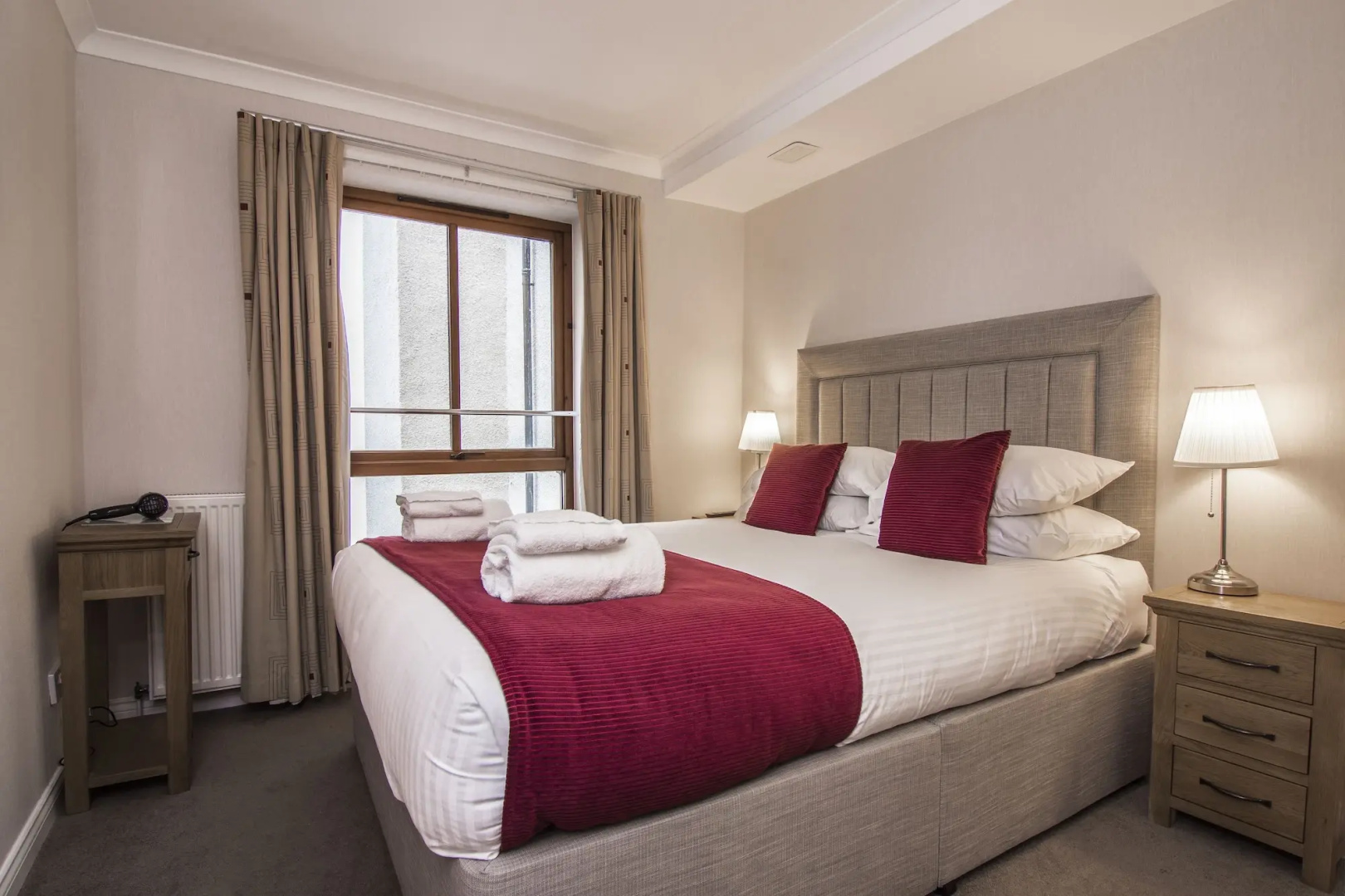 Foto - The Knight Residence Apartments by Mansley