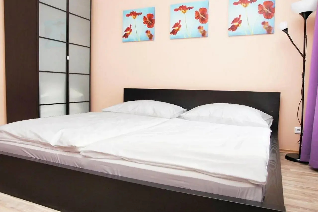 Foto - Royal Court Legerova