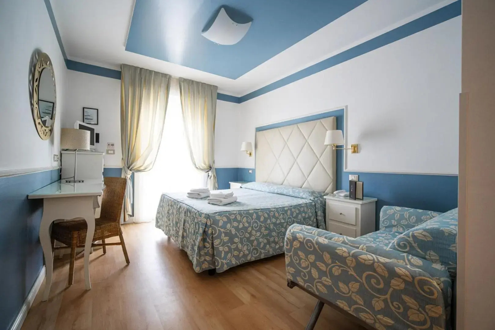Photo - Hotel Le Soleil