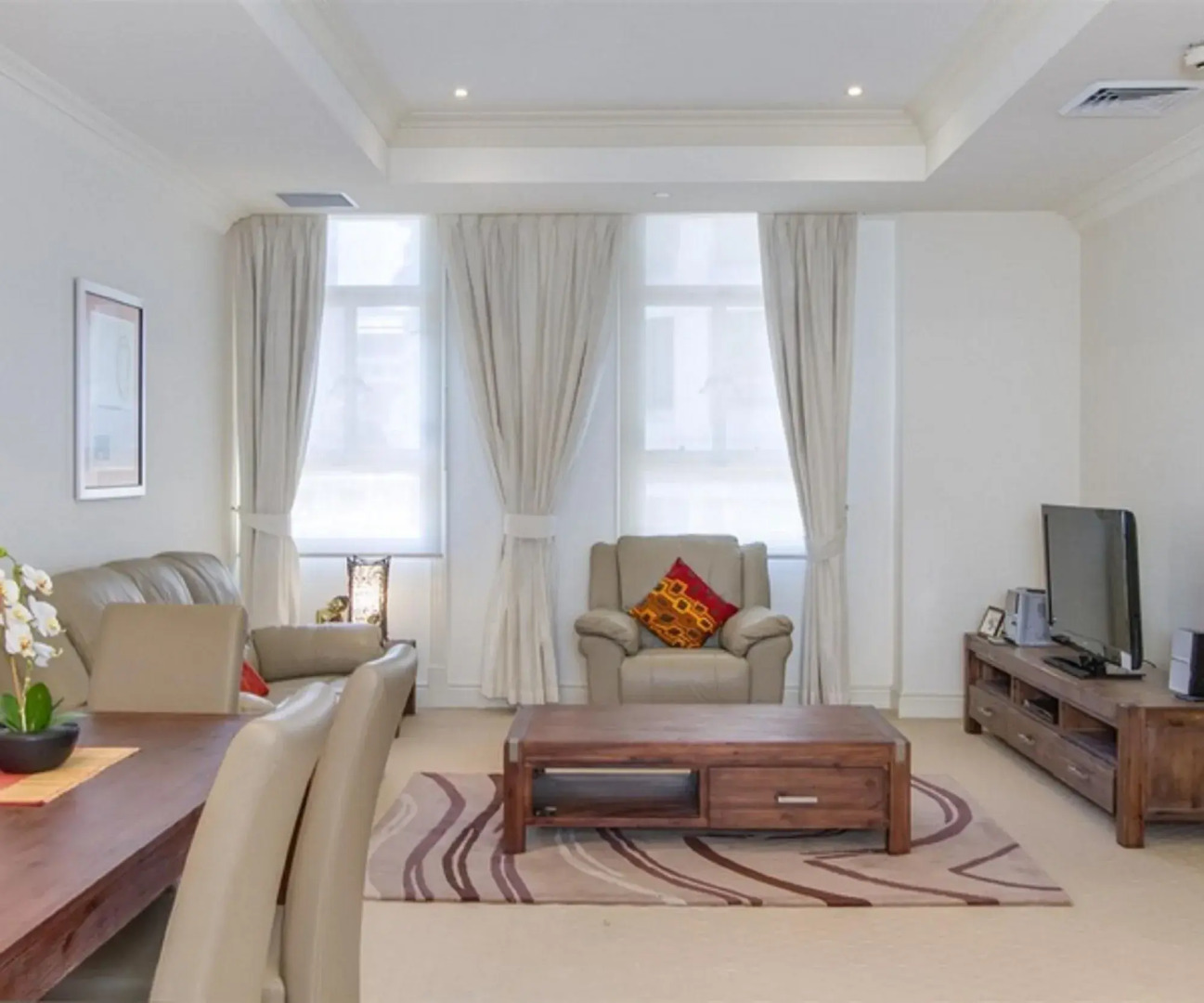 Photo - MacArthur Chambers