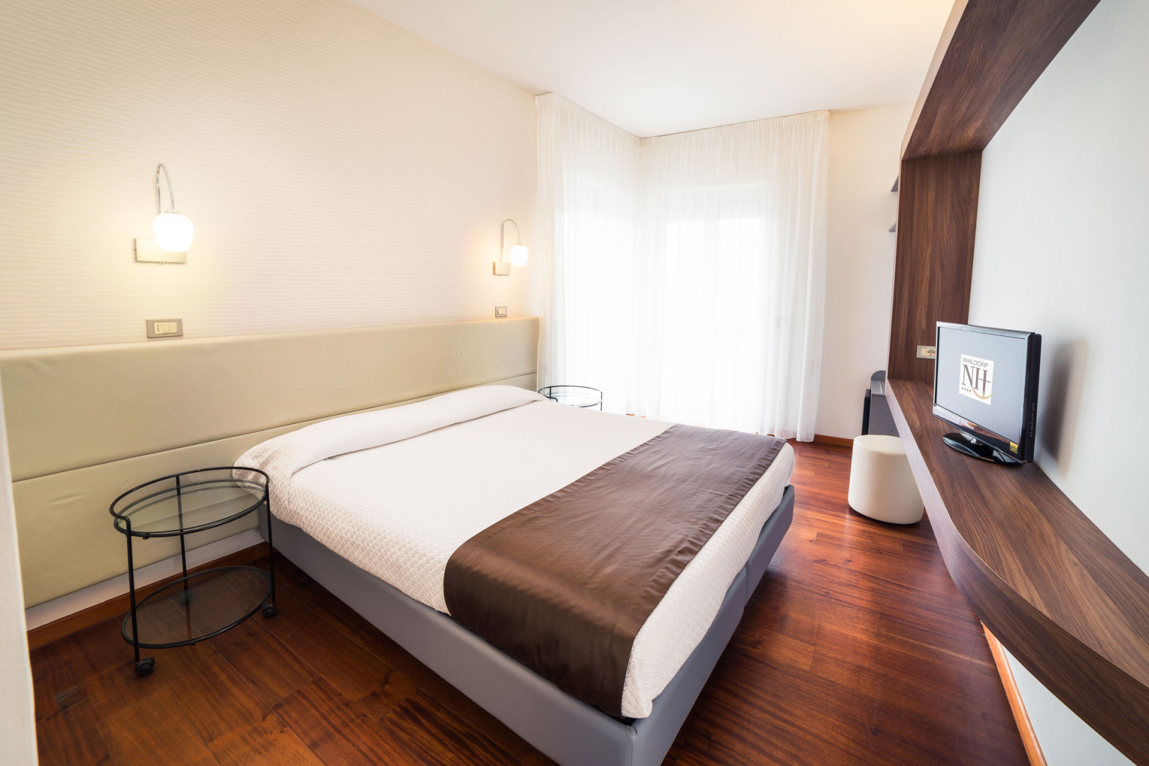 Photo - Waldorf Palace Hotel