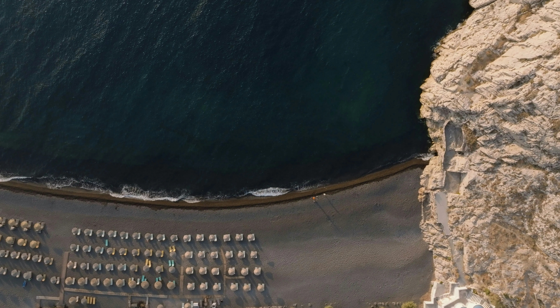 Photo - Sandblu Santorini, LXR Hotels & Resorts