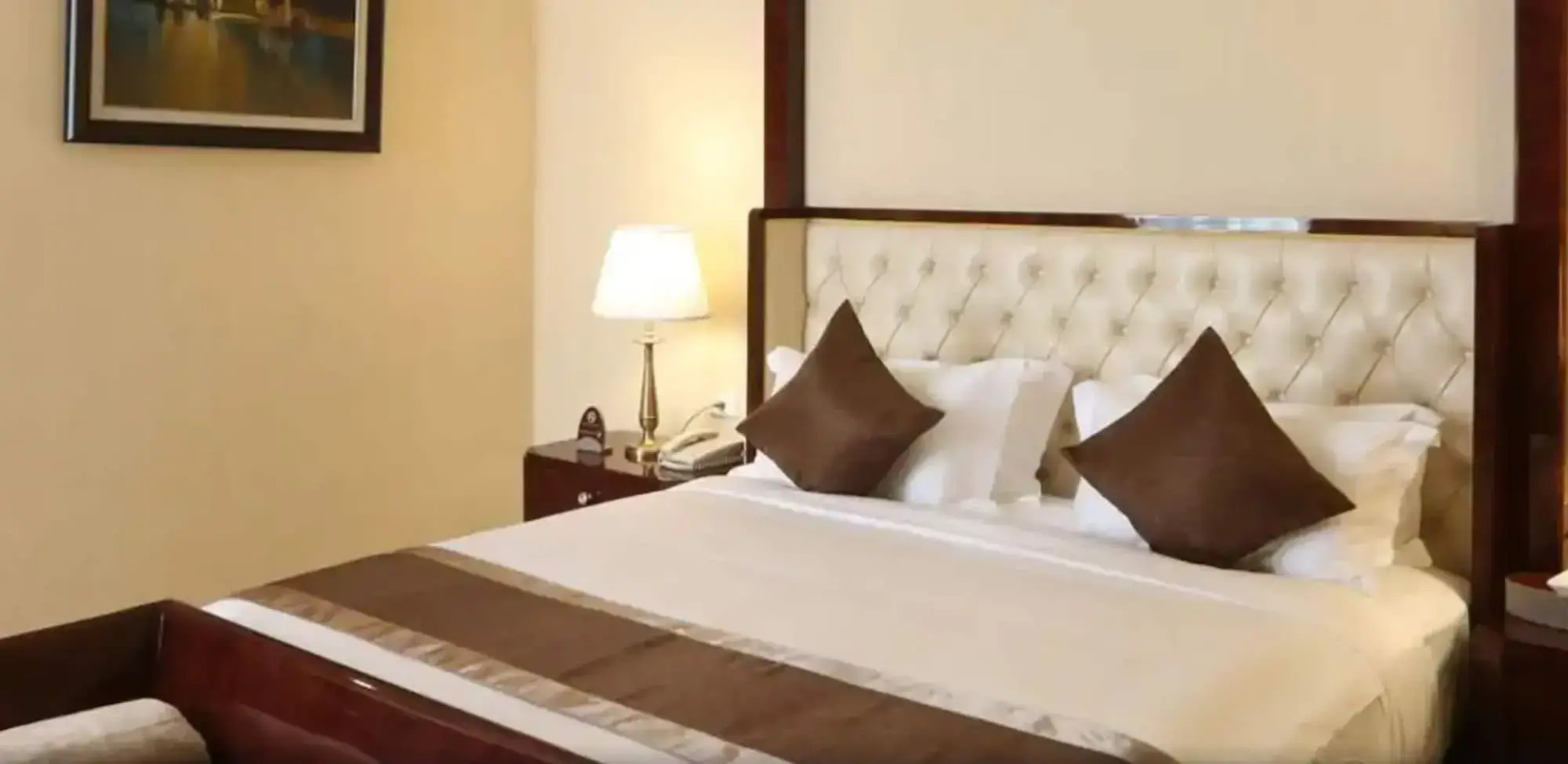 Photo - Sapphire Addis