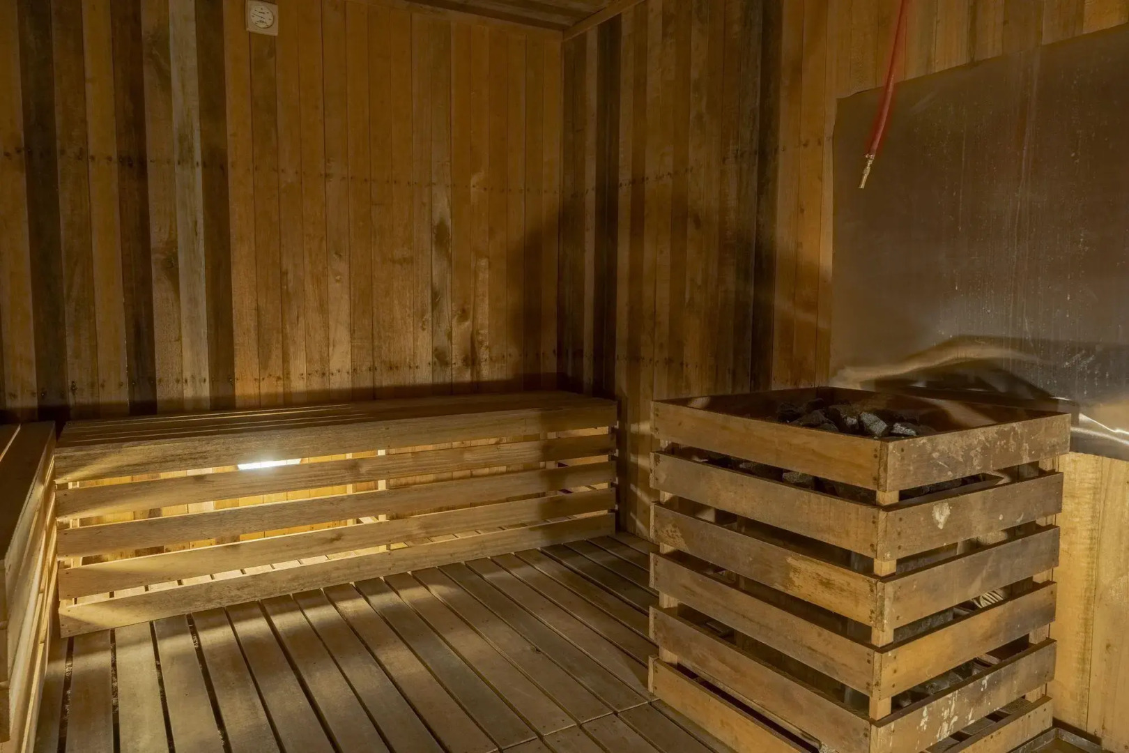 Photo - De'Tonga Hotel