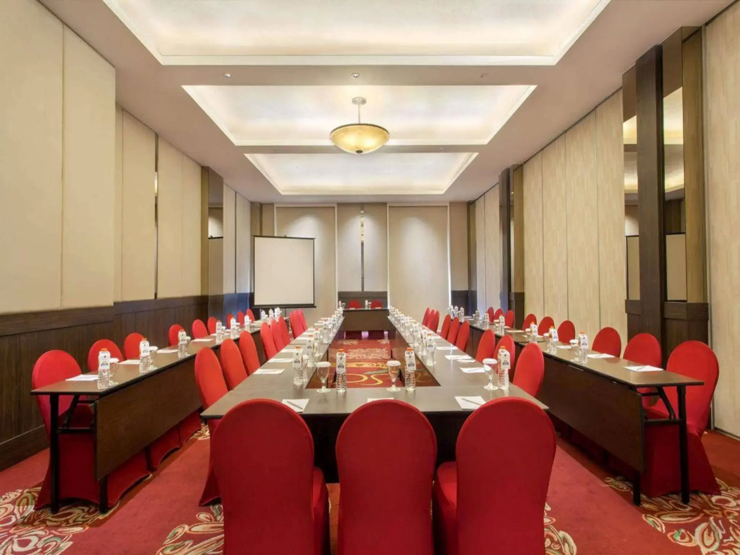 Foto - Days Hotel & Suites by Wyndham Jakarta Airport