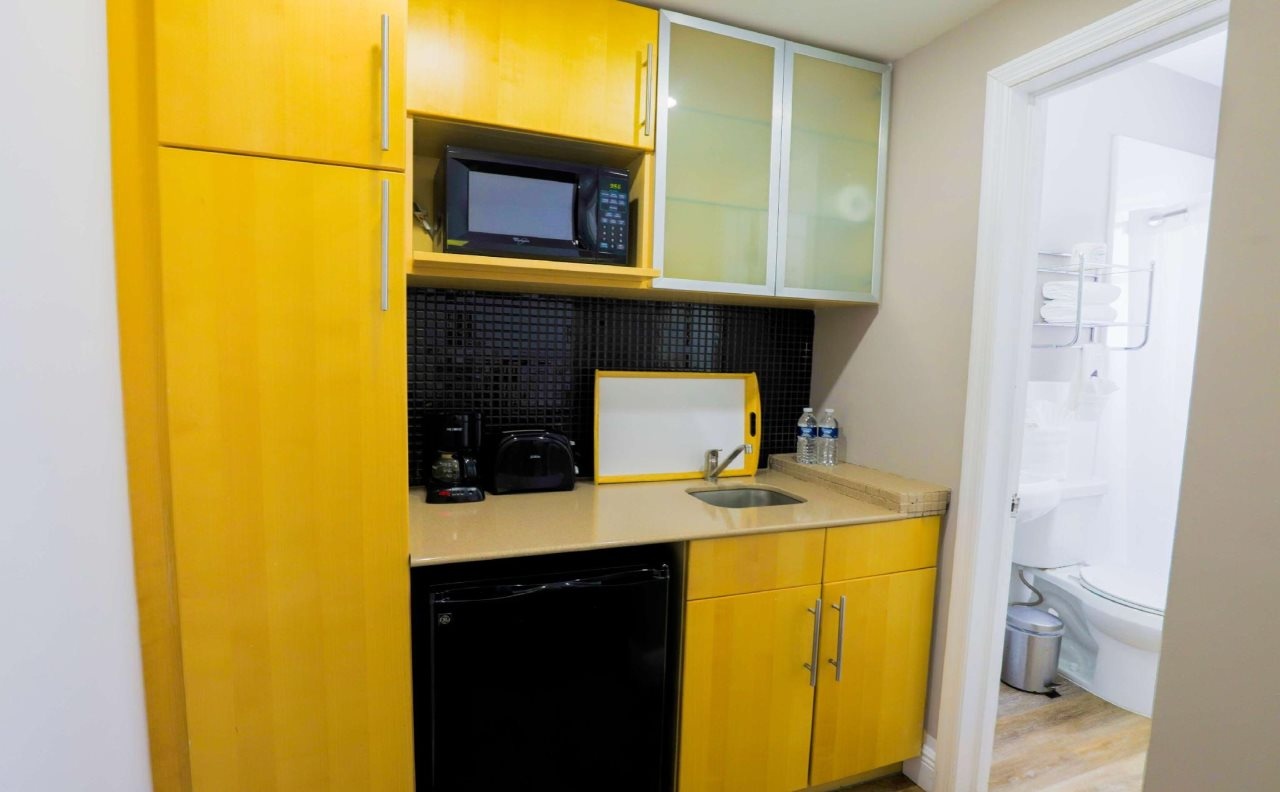 Photo - Ocean Reef Suites, South Beach