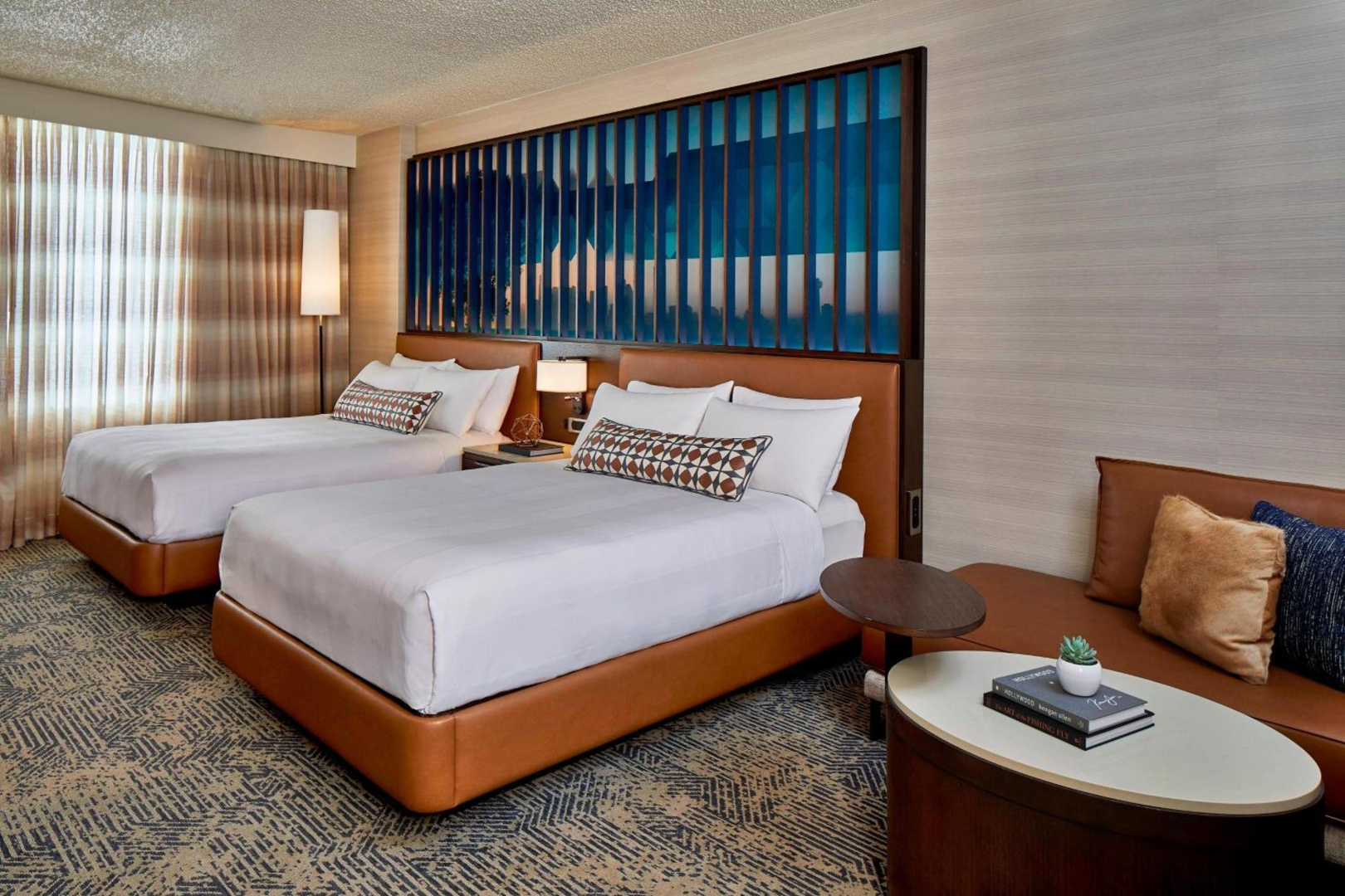 Photo - Renaissance Dallas Hotel