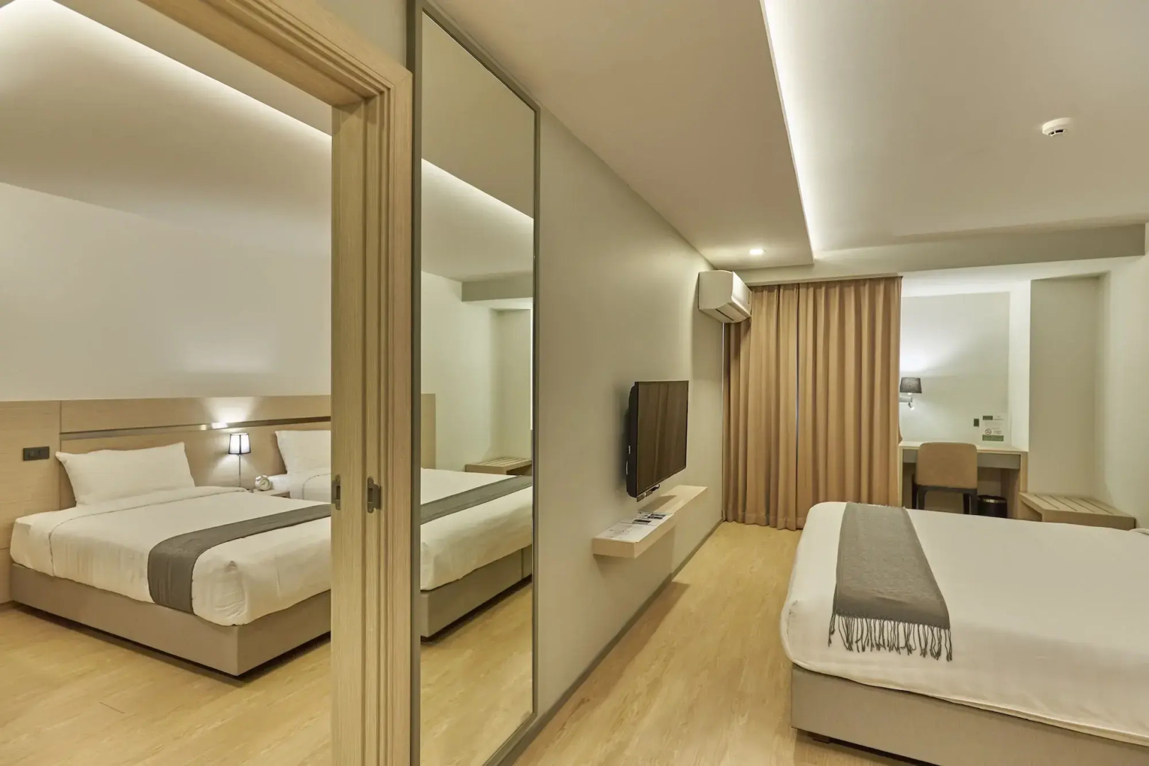 Photo - Samyan Serene Hotel