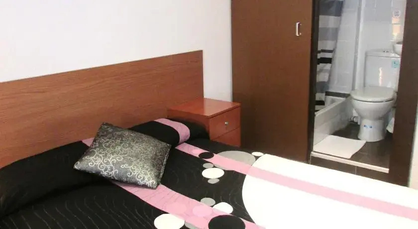 Photo - Hostal Lima