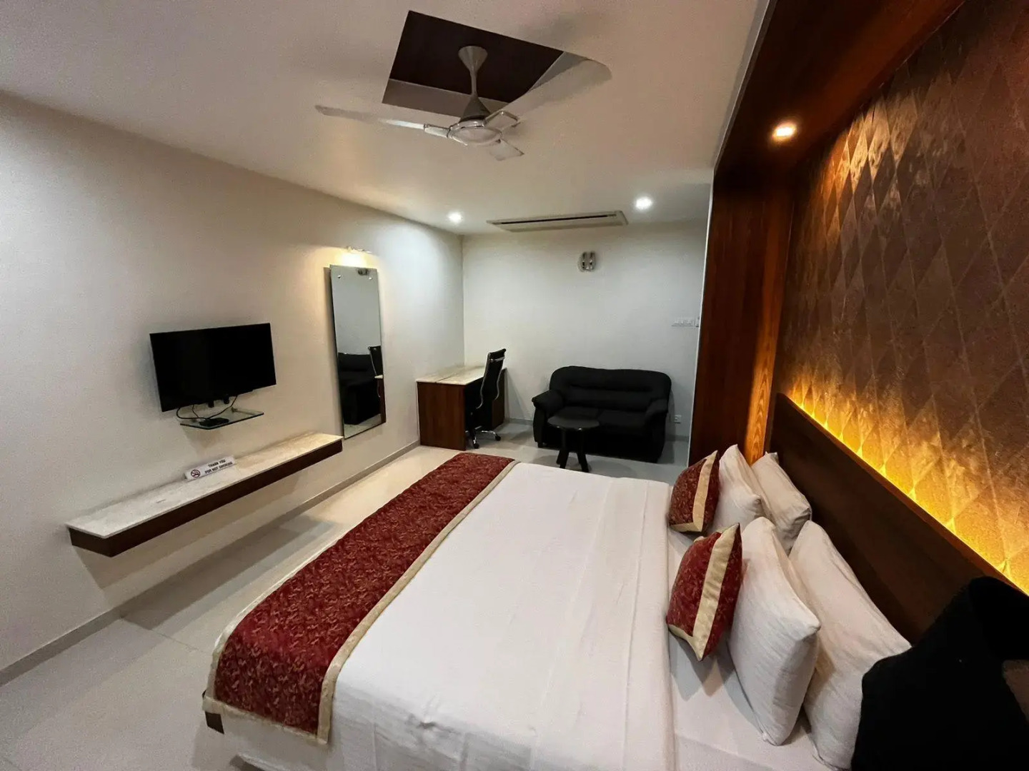 Photo - Holiday Residency Coimbatore