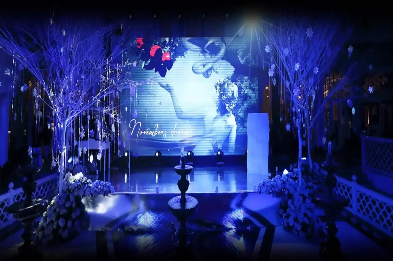 Photo - Chloe Gallery