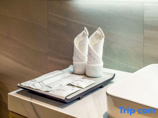 Lavande Hotel Huidong High-Speed Railway Station Shengli Square Store
