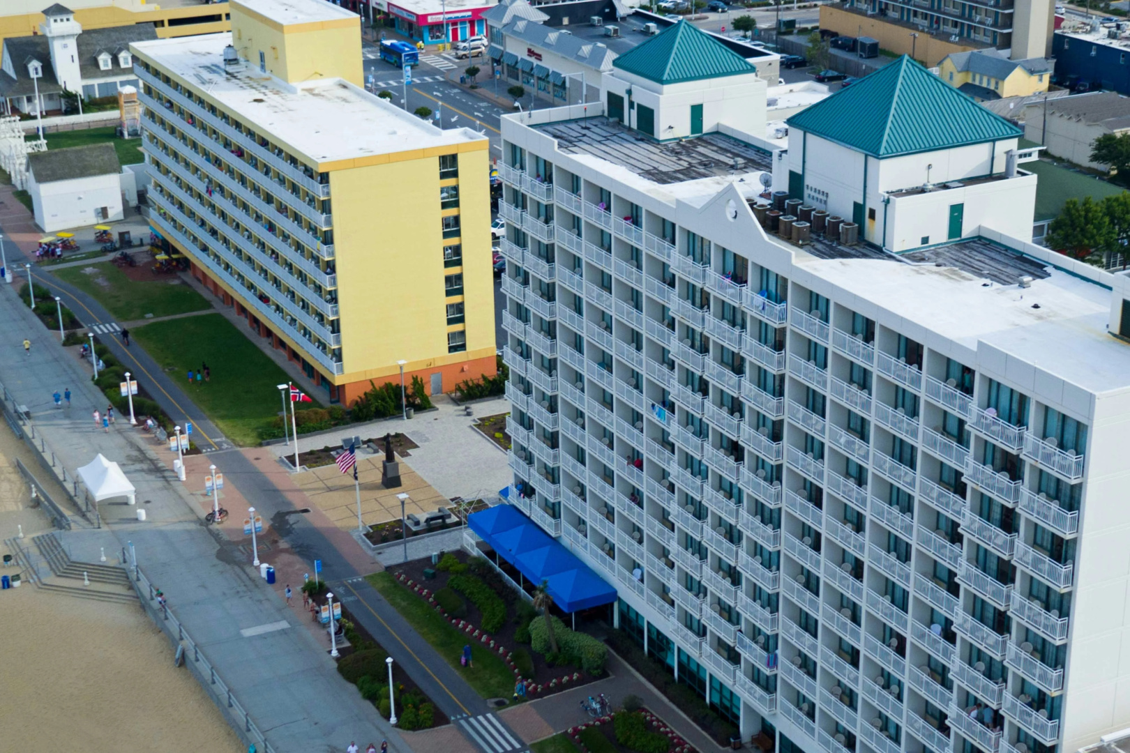 Photo - Courtyard by Marriott Virginia Beach Oceanfront/South