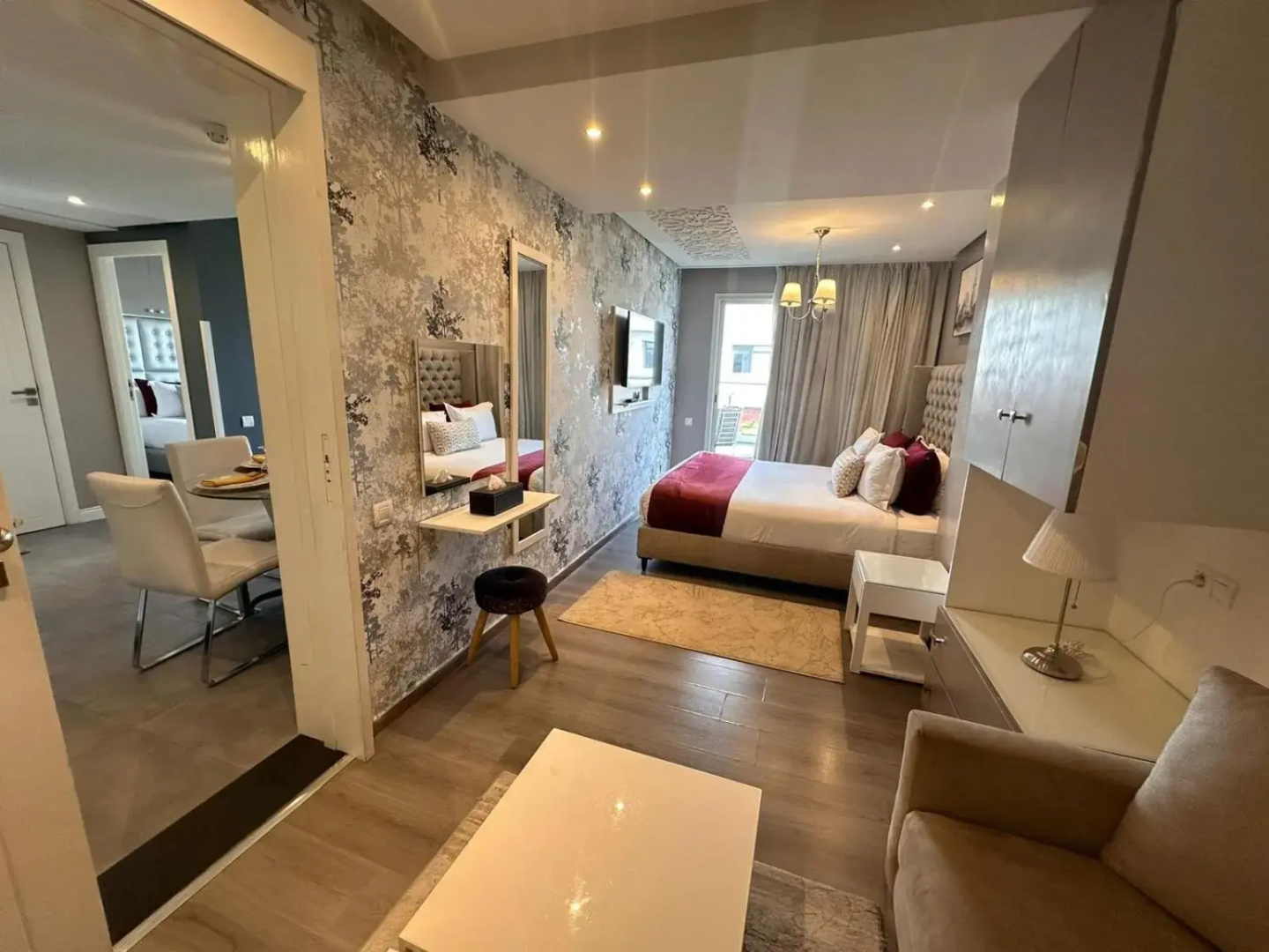 Photo - RENT-INN Suites Hotel