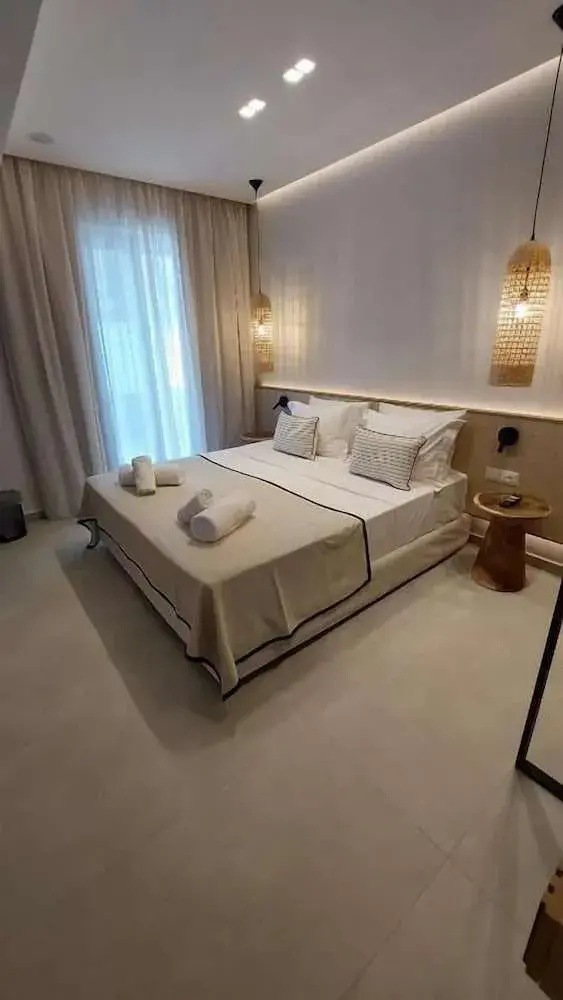 Photo - Niriides Palace