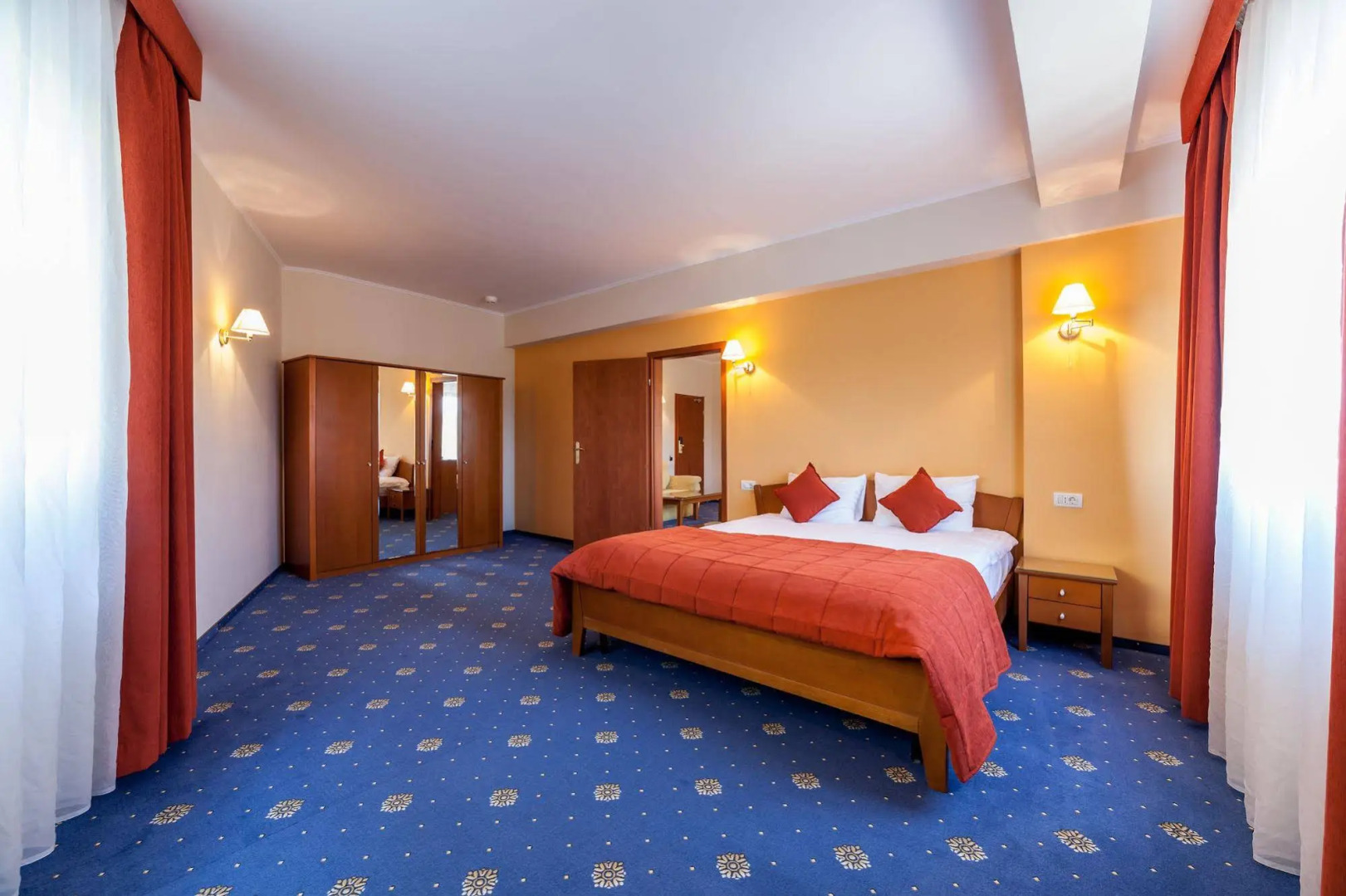 Foto - Hotel Sir Royal