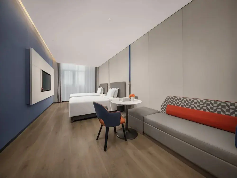 Photo - Holiday Inn Express Shanghai Hongqiao NECC by IHG