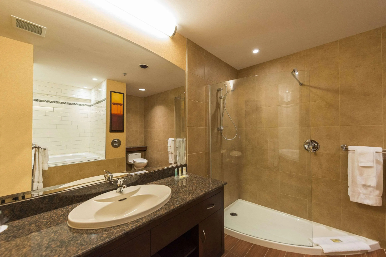 Photo - Quality Inn & Suites Levis
