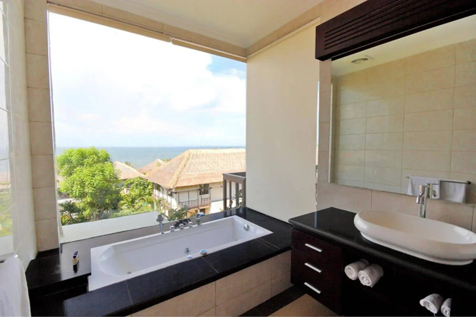Photo - Blue Point Resort and Spa