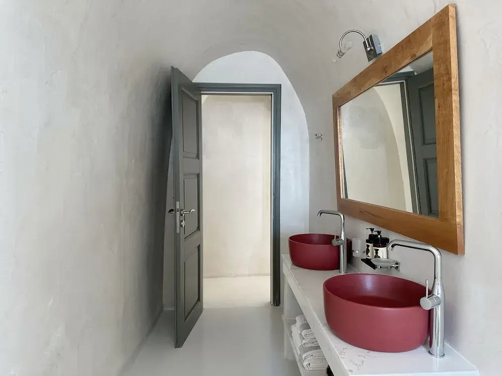 Photo - Dagaz Suites