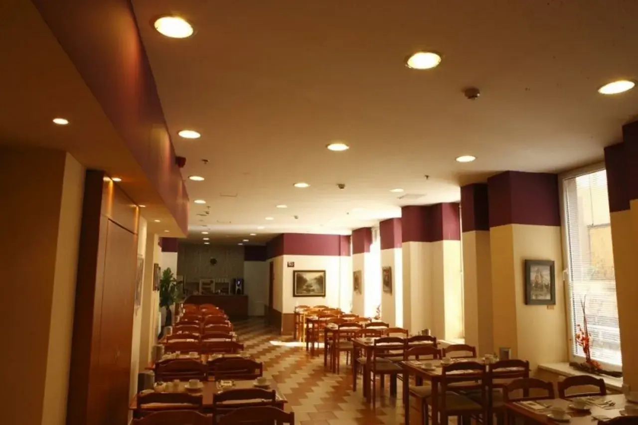 Photo - Six Inn Hotel Budapest
