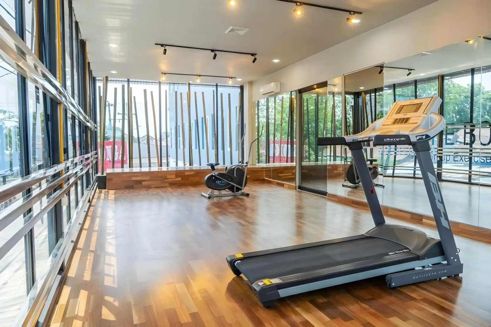 Photo - De'Tonga Hotel