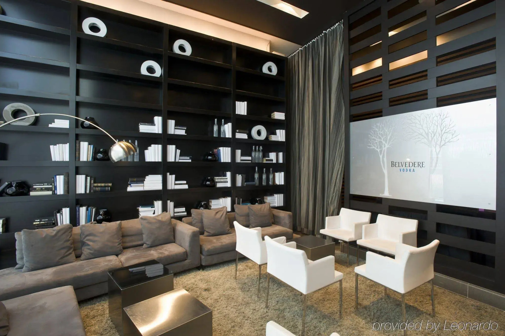 Photo - Pantages Hotel Toronto Centre