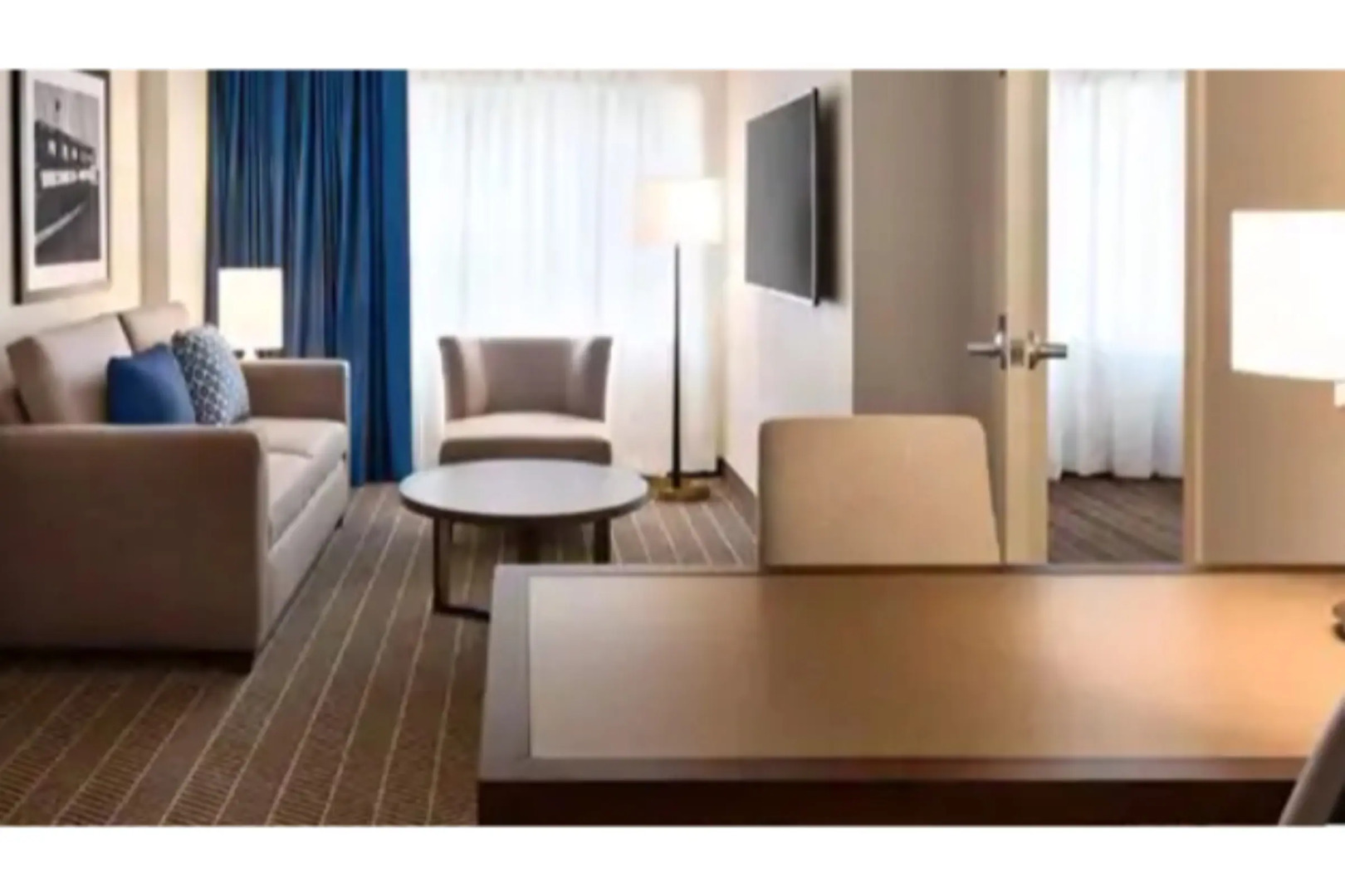 Photo - Embassy Suites Boston at Logan Airport