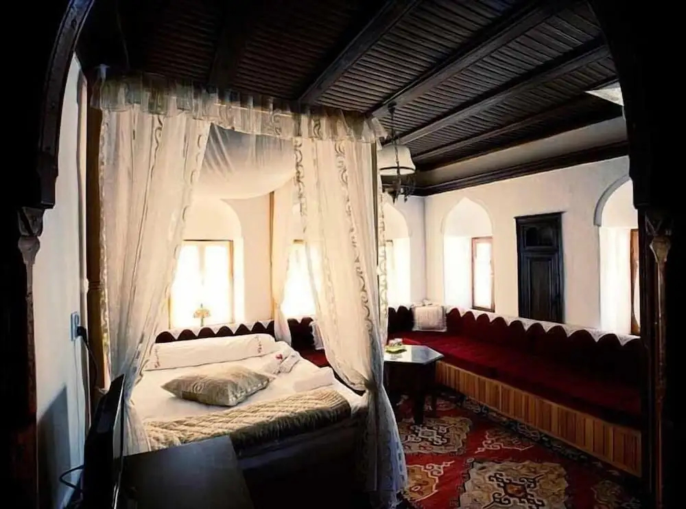 Foto - Bosnian National Monument Muslibegovic House